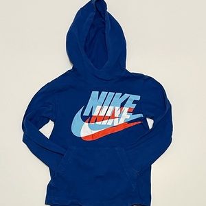 Nike hoodie youth small
